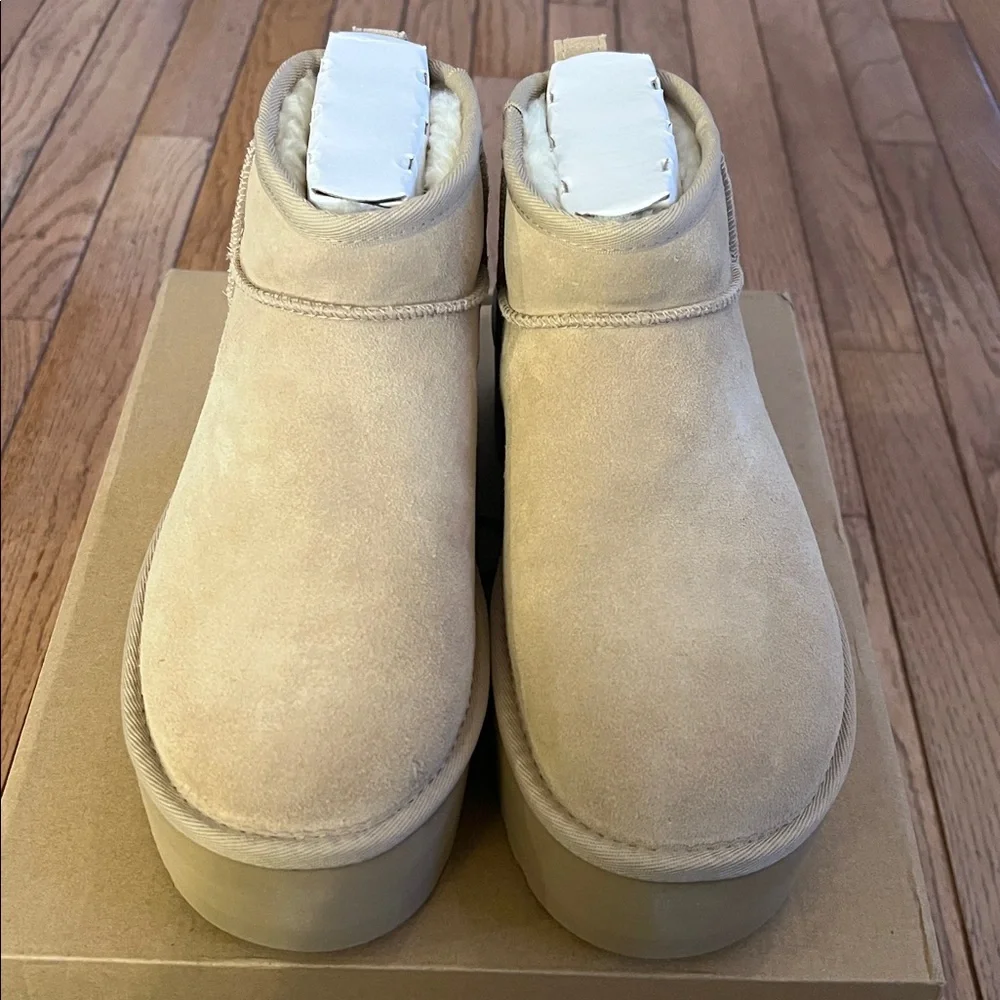UGG® women’s Classic Ultra Mini Platform Boot